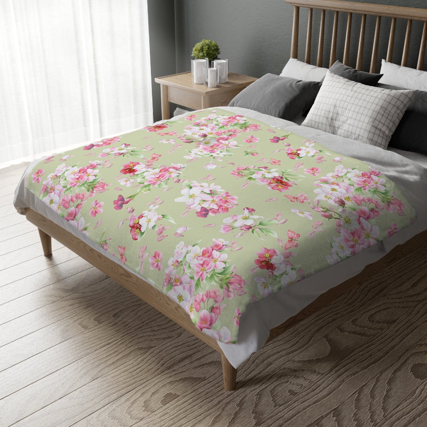 Spring Blossoms Velveteen Microfiber Blanket