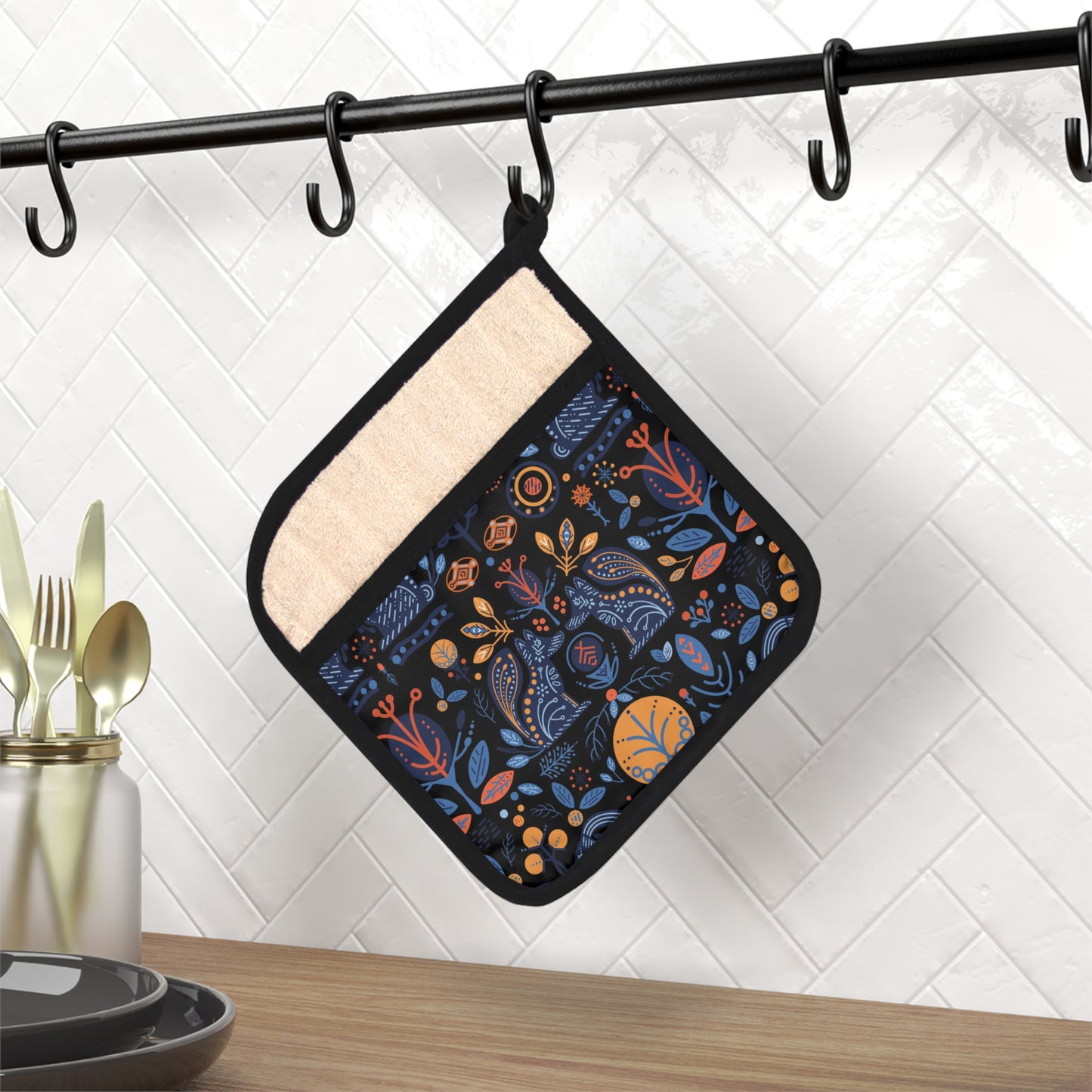 Black Scandi print Pot Holder